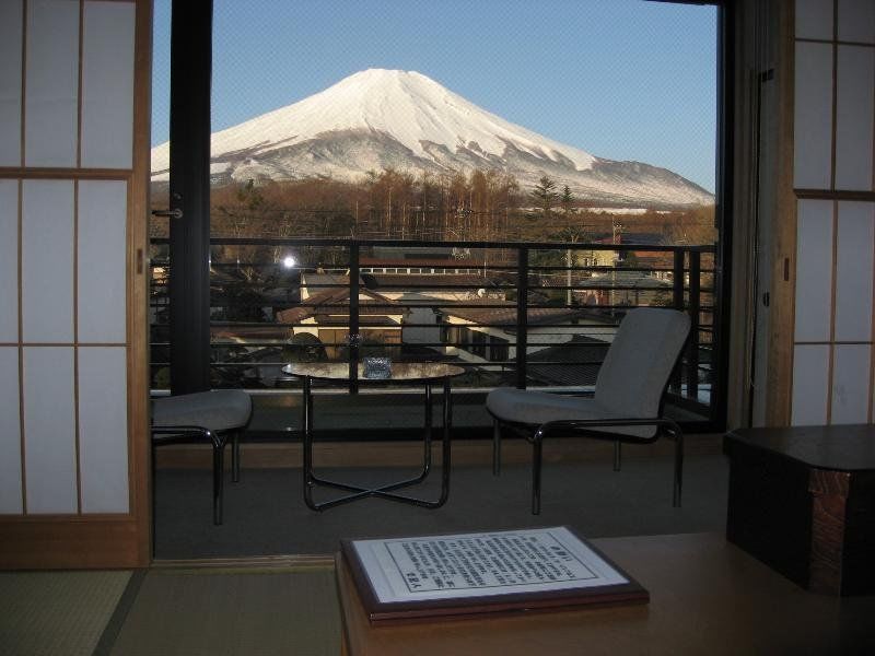 Fujishiyama no Miea n 室 個室 Souna 付 旅館 Imk Yamanakako Exterior foto